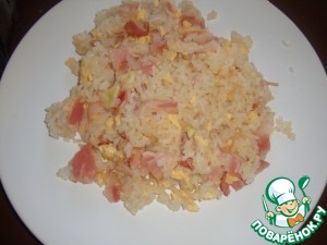 Рецепт Жареный рис с яйцом и беконом