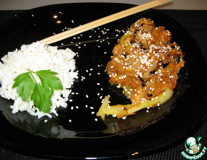 Рецепт: Филе индейки в соево-медовом соусе с рисом