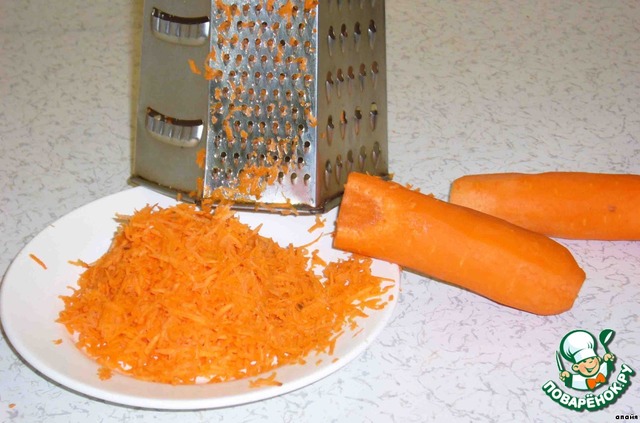 Девчонка знает, как правильно использовать морковку