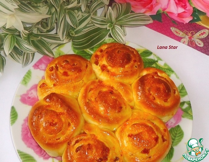 Рецепт: Пирог с курагой и апельсиновым ароматом Букет роз