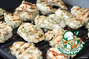 Салат с кедровыми орешками и курицей - настоящий подарок для любителей правильного питания: рецепт с фото и видео