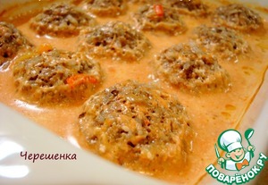 Рецепт Тефтели с грибами, запеченные в духовке в томатно-сметанном соусе
