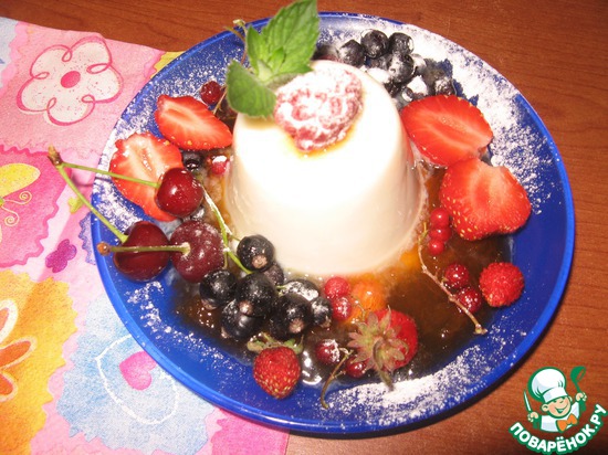 панна котта с ягодами