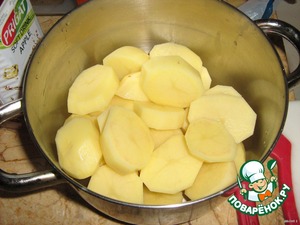 Язык, запеченный в сливочном соусе с картофелем – кулинарный рецепт