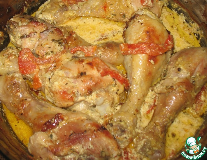 Куриное филе в сметанно-сырном соусе
