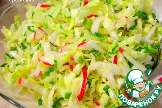 Рецепт: Салат из капусты, редиса и огурцов