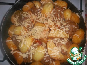 Рецепт Котлетки с картошкой в томатном соусе на сковороде