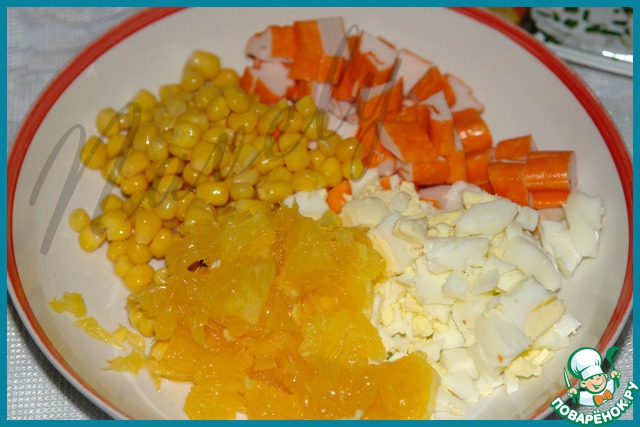 салат с крабовыми палочками ингредиенты. крабовый салат ингредиенты. салат с апельсином и крабовыми палочками. салат крабовые палочки кукуруза апельсин яйцо. салат крабовые палочки кукуруза апельсин яйцо.