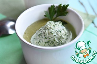 Рецепт: Крем-суп из шпината и порея с мороженым из петрушки