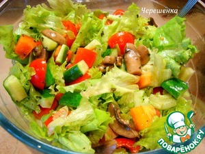 Рецепт Овощной салат с зеленью и шампиньонами
