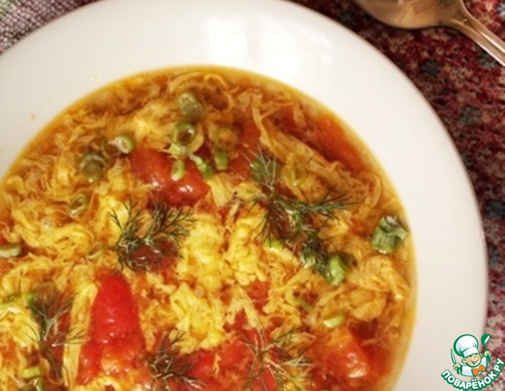 Украинский суп со свежими помидорами и галушками по-таврийски