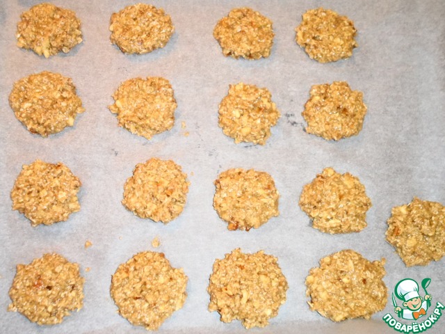 монастырская кухня овсяное печенье. банановое печенье с овсяными хлопьями. печенье из овсяных хлопьев. овсяное печенье с карамелью. рецепт постного печенья из геркулеса.