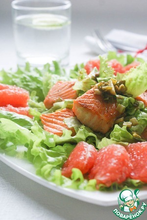 Рецепт Лососевый салат с заправкой из зеленого лука