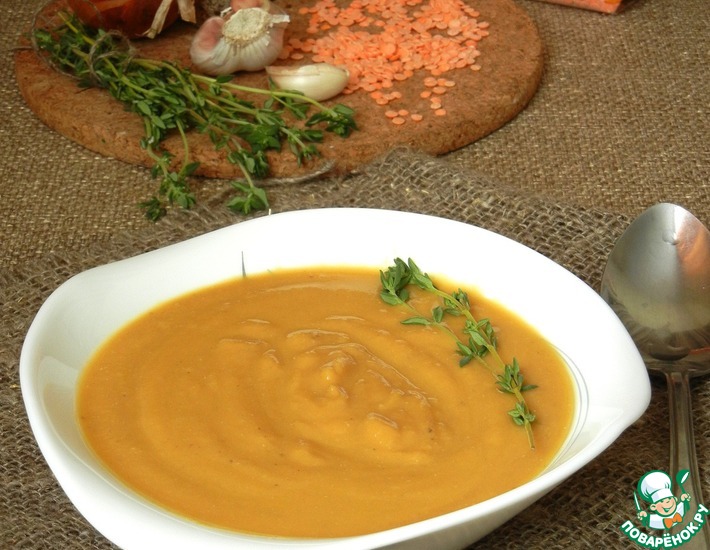 Рецепт: Тыквенно-морковный крем-суп с чечевицей