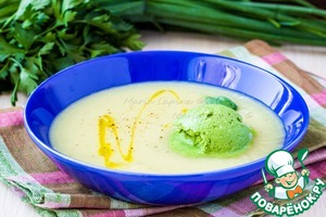 Рецепт Овощной крем-суп с мороженым из шпината и сметаны