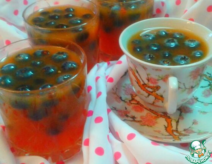 Рецепт: Арбузный кисель с алычой и голубикой Рецепт: Арбузный кисель с алычой и голубикой