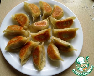 Китайские жареные пельмени – кулинарный рецепт