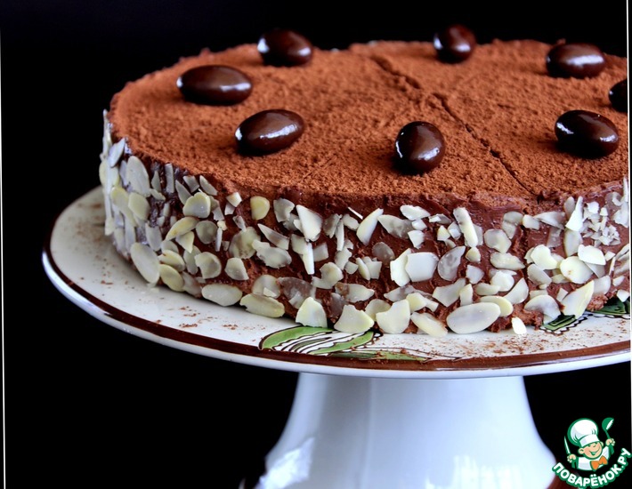 Рецепт: Шоколадно-миндальный торт Амаретто