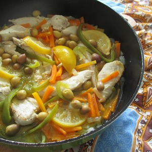 Рецепт Курица с овощами и оливками по мотивам тажина