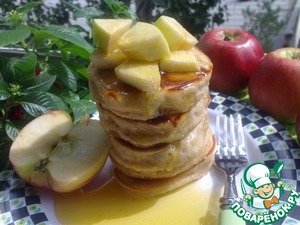Рецепт Оладьи с яблочным соком и мёдом