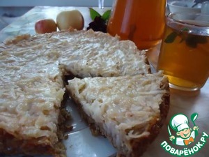 Рецепт Яблочный пирог на овсяном корже и холодный чайный напиток