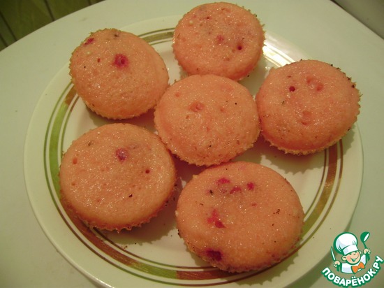 Малиновые кексы на киселе