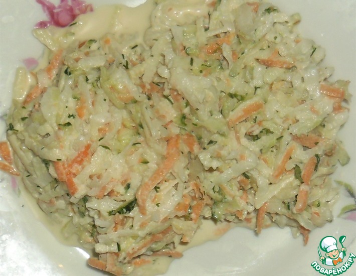 Рецепт: Салат с дайконом и морковью