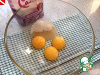  &quot;Love is...&quot; 