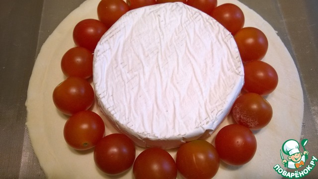 Сыр камамбер багет и помидоры в духовке