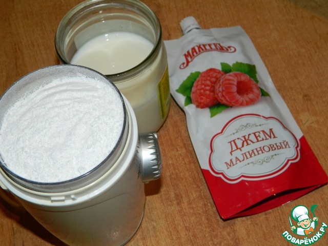 Миксер для взбивания сливок. Пропорция сливок и сахарной пудры. Порошок для взбивания крема. Взбитые сливки с сахарной пудрой. Пропорция сливок и сахарной пудры.