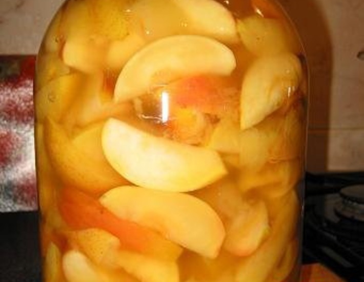 Рецепт: Яблоки дольками в сиропе