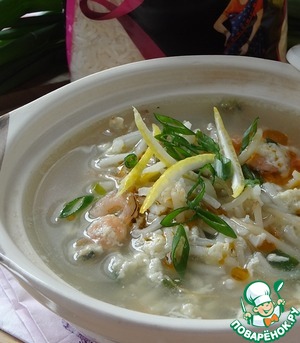 Рецепт Суп с креветками, зеленым луком и яйцом