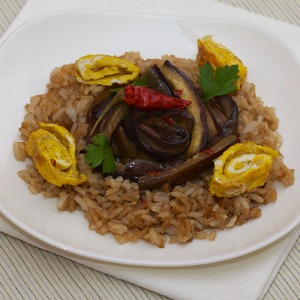 Рецепт Жареный рис с баклажанами по-сычуаньски