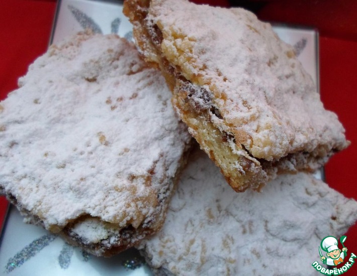 Рецепт: Песочные пирожные с меренгой и орехами