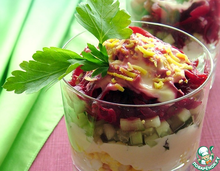 Рецепт: Крабовый салат со свеклой