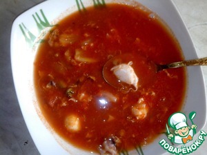Рецепт Томатный суп с морским коктейлем
