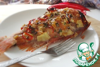 Рецепт: Запеченный морской окунь с имбирем и перцем