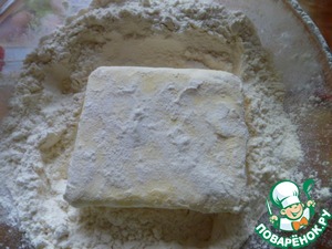 Слоеные пирожки с яйцом и зеленым луком (дуэль) – пошаговый рецепт с фотографиями