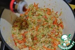 Рецепт Рисовая лапша с куриной грудкой и овощами. Калорийность, химический состав и пищевая ценность.