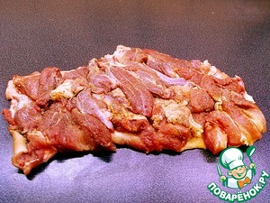 (Видео) Простой рецепт ветчины из свиной рульки. Несложно, недорого и очень вкусно | Одна Минута