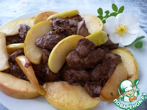 Рецепт Карамелизированная куриная печень с яблоком