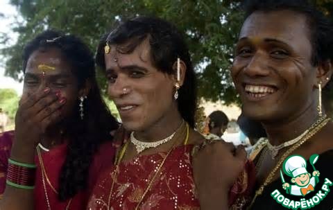 Лесби соратын сиськи онлайн