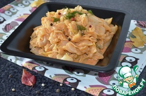 Рагу из капусты со сливками и яйцами