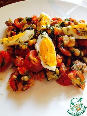 Рецепт Салат из тунца с рукколой и помидорами черри