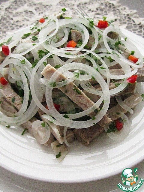 Деревенский мясной салат в маринаде из трав: вкусный и простой рецепт