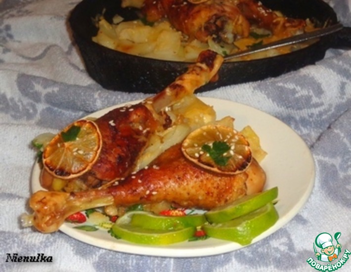 Рецепт: Куриные ножки с картофелем и лаймом в духовке