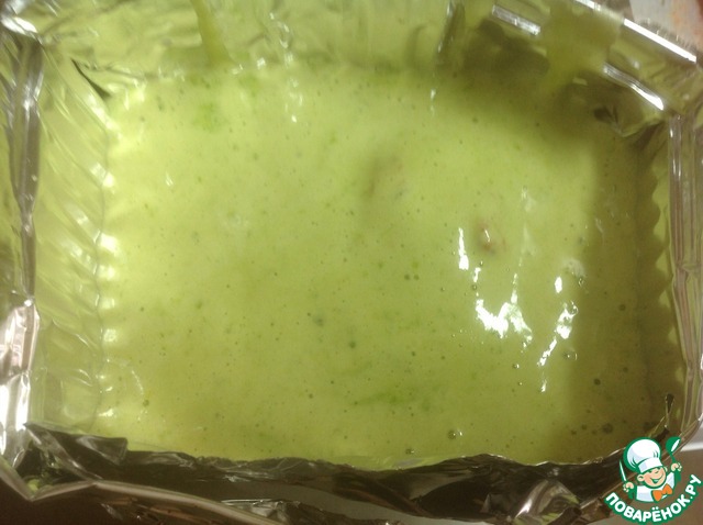Рецепты зеленого теста. Зеленое тесто. Тесто на зеленом фоне. Зеленое тесто для равиоли. Зеленое тесто блюдо.