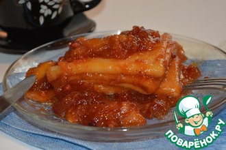 Рецепт: Десертные крепы с яблочно-брусничным соусом