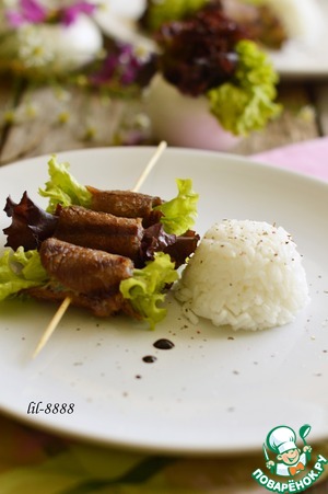 Рецепт Свинина гриль с салатом на шпажках