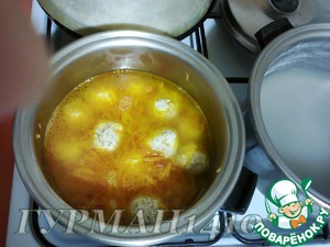 Рецепт тефтелей из куриного фарша с пшеничной кашей в томатном соусе с фото и пошаговым описанием приготовления блюда